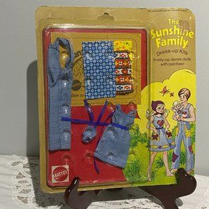 Sold! Mattel 1794 The Sunshine Family dress up kit Model 7267 denim Vintage NIP